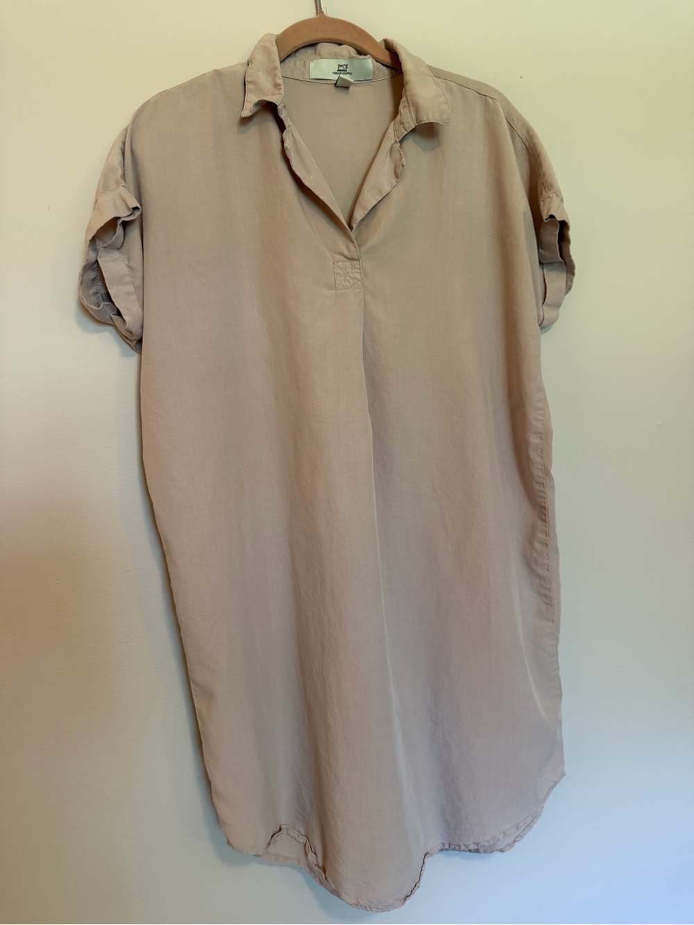 Thread & Supply Men's Light Beige Short-Sleeve Button Down Shirt